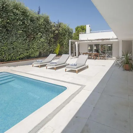 Villa Gemeo Dois - Wonderful Contemporary 3 Bedroom For 8 People - Quiet Location - Private Sw Lisbon