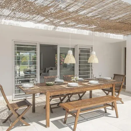 Gemeo Dois - Wonderful Contemporary 3 Bedroom For 8 People - Quiet Location - Private Sw Villa *