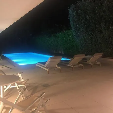 Gemeo Dois - Wonderful Contemporary 3 Bedroom For 8 People - Quiet Location - Private Sw Villa