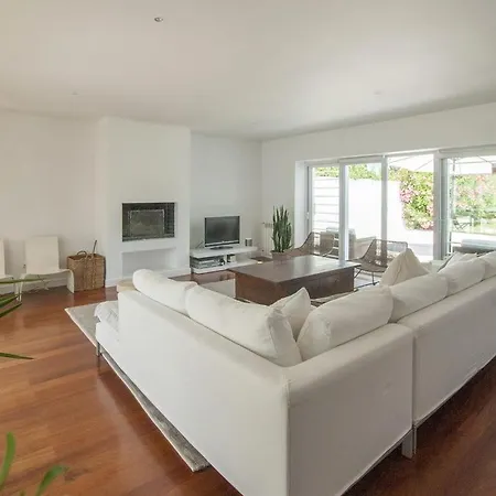 Gemeo Dois - Wonderful Contemporary 3 Bedroom For 8 People - Quiet Location - Private Sw * Lisbon