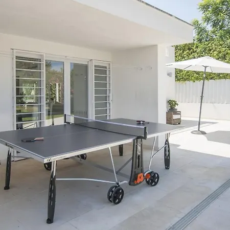 Villa Gemeo Dois - Wonderful Contemporary 3 Bedroom For 8 People - Quiet Location - Private Sw Lisbon